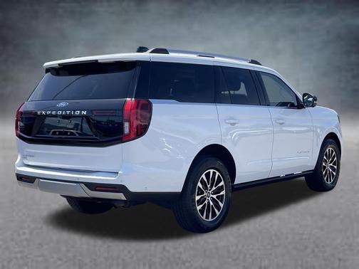 Oxford White 2025 Ford Expedition Platinum