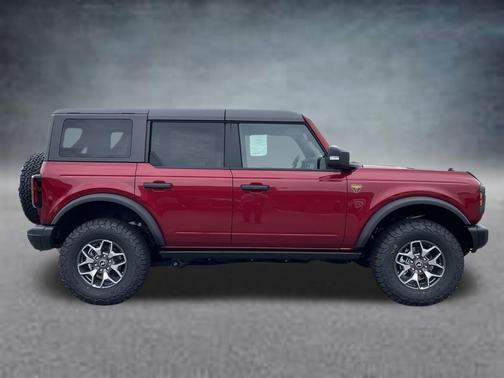 Ruby Red Metallic Tinted Clearcoat 2025 Ford Bronco Badlands