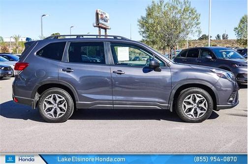 2022 Subaru Forester Premium