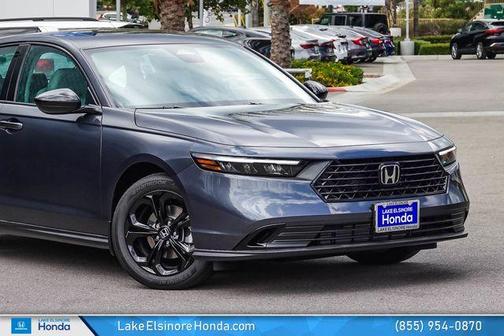 Meteorite Gray Metallic 2025 Honda Accord SE