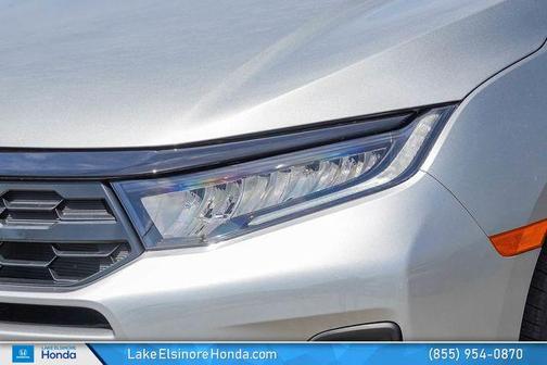 Solar Silver Metallic 2026 Honda Odyssey EX-L