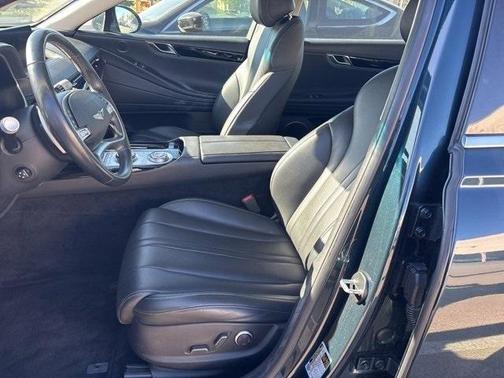 2023 Genesis G80 2.5T