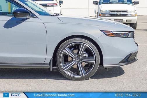 Urban Gray Pearl 2026 Honda Accord SE