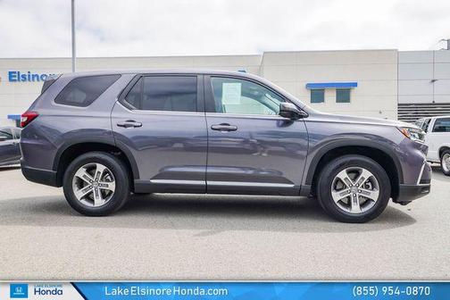 Modern Steel Metallic 2024 Honda Pilot EX-L