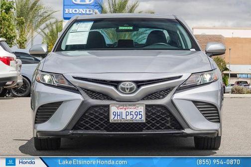 Celestial Silver Metallic 2019 Toyota Camry SE