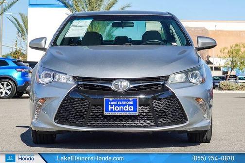 Celestial Silver Metallic 2017 Toyota Camry XSE