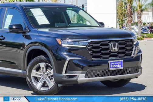 Crystal Black Pearl 2024 Honda Pilot EX-L