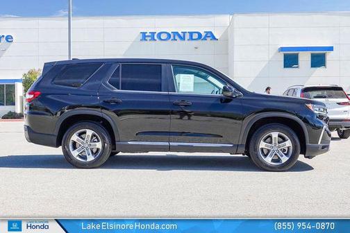 Crystal Black Pearl 2024 Honda Pilot EX-L