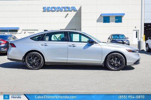 Solar Silver Metallic 2025 Honda Accord SE