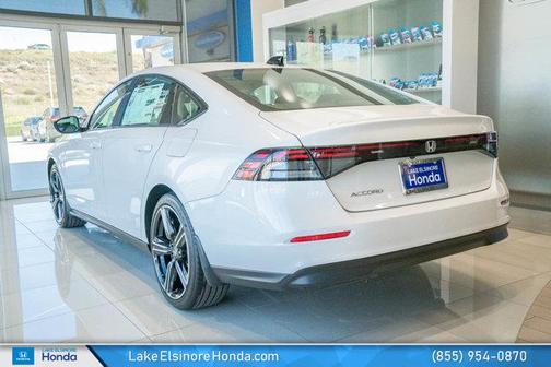 Platinum White Pearl 2026 Honda Accord SE