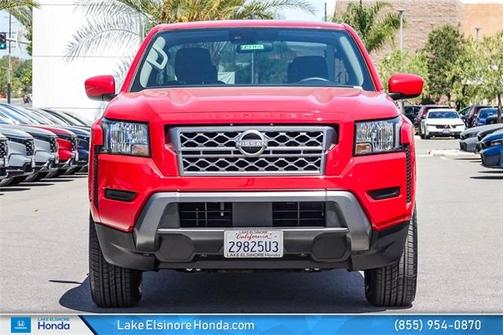 2022 Nissan Frontier SV