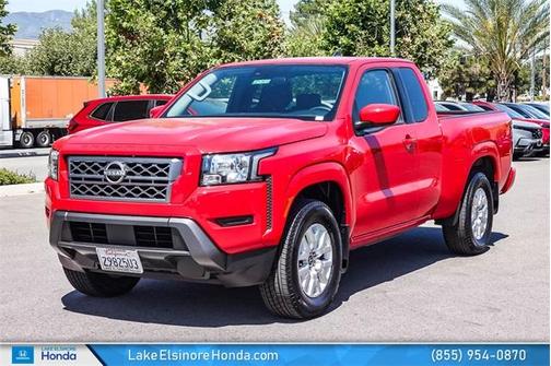 2022 Nissan Frontier SV