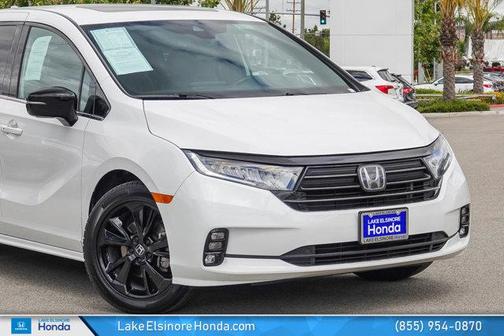 Platinum White Pearl 2024 Honda Odyssey Sport