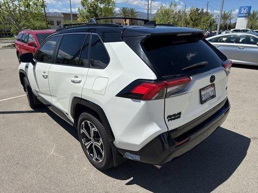 Blizzard Pearl 2021 Toyota RAV4 Prime XSE