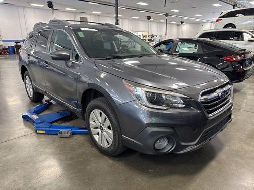 Magnetite Gray Metallic 2019 Subaru Outback 2.5i Premium