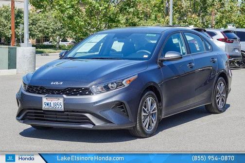 Gravity Gray 2024 Kia Forte LXS