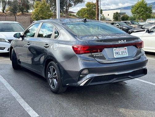 Gravity Gray 2024 Kia Forte LXS