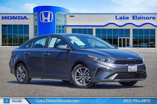 Gravity Gray 2024 Kia Forte LXS