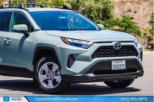 2022 Toyota RAV4 XLE