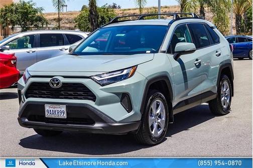 2022 Toyota RAV4 XLE