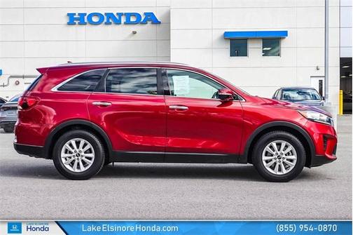2019 Kia Sorento LX