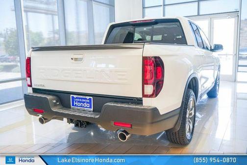 Platinum White Pearl 2026 Honda Ridgeline RTL