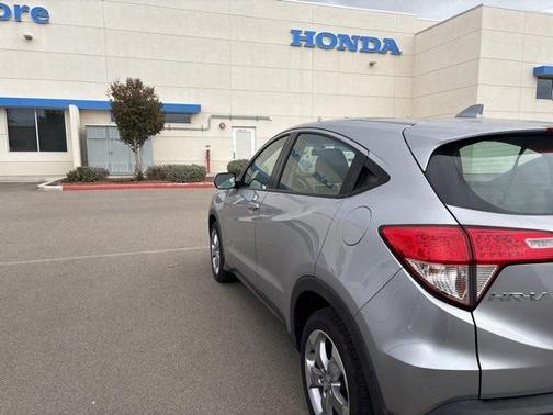 2022 Honda HR-V LX