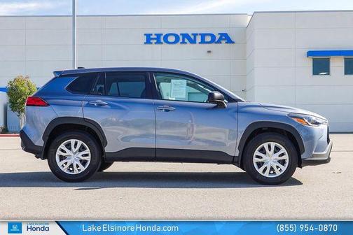 CELESTITE 2025 Toyota Corolla Cross L