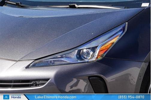 2021 Toyota Prius LE