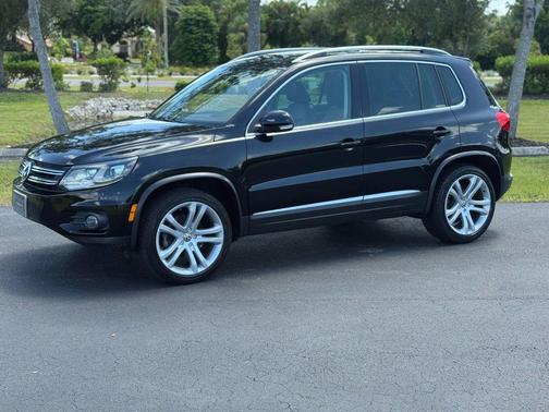 2012 Volkswagen Tiguan 2.0T SE 4MOTION