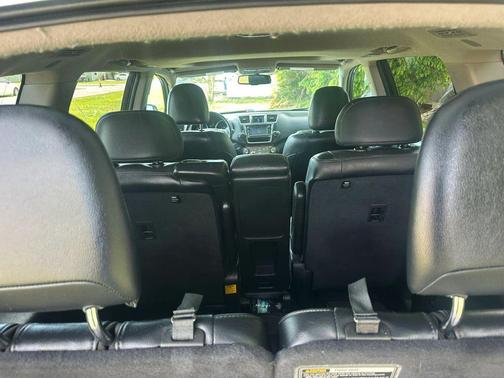 Blizzard Pearl 2013 Toyota Highlander Limited