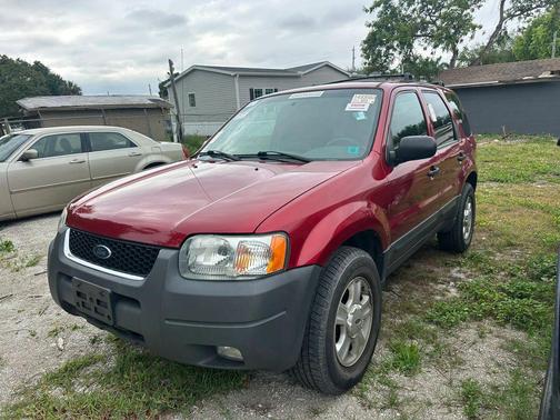 Red Fire Clearcoat Metallic 2004 Ford Escape XLT