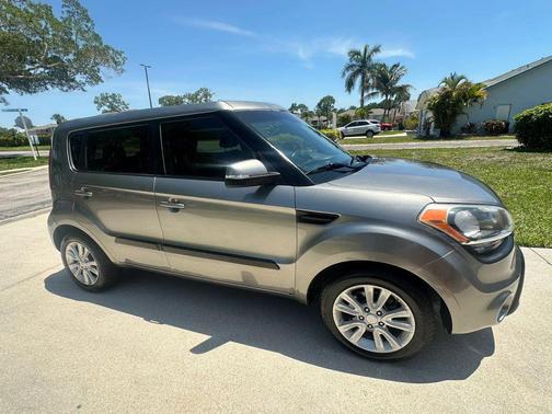 Gray 2013 Kia Soul +