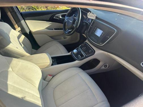 Vivid Blue Pearlcoat 2015 Chrysler 200 Limited