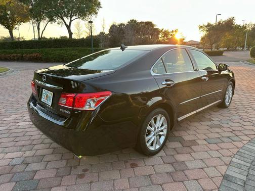 2011 Lexus ES 350 Base