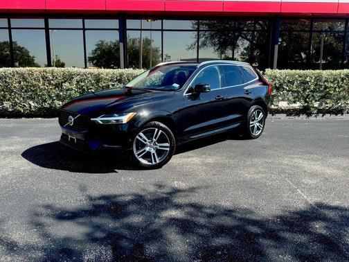 2018 Volvo XC60 T5 Momentum