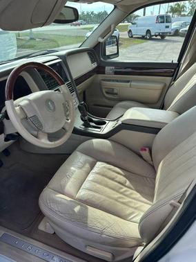 2004 Lincoln Aviator Luxury