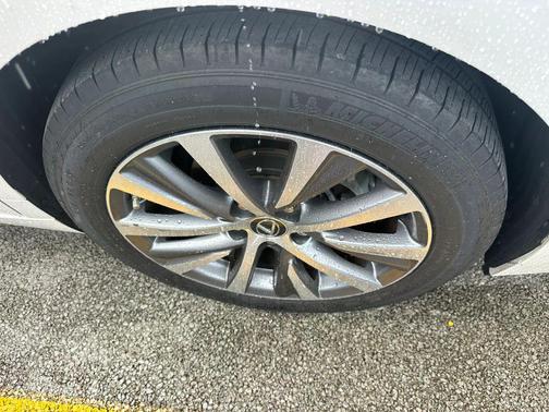 Eminent White Pearl 2020 Lexus ES 350 Base