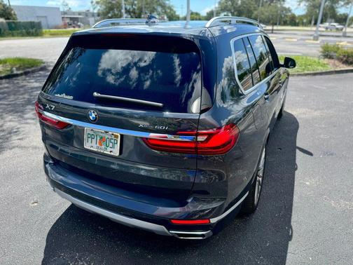 2019 BMW X7 xDrive50i