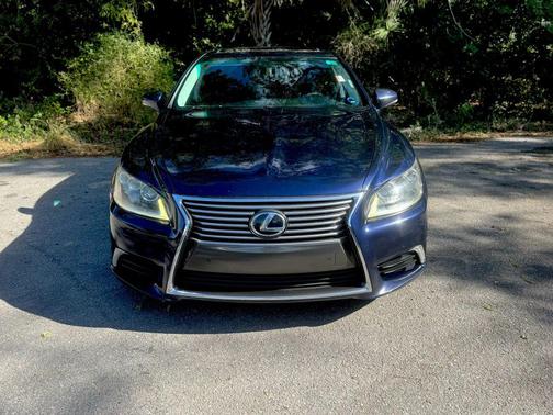 2013 Lexus LS 460 Base