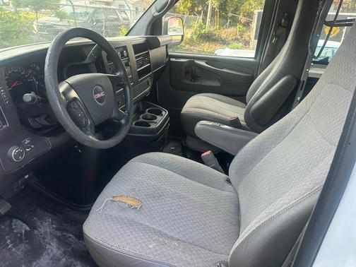 2014 GMC Savana 2500 Work Van