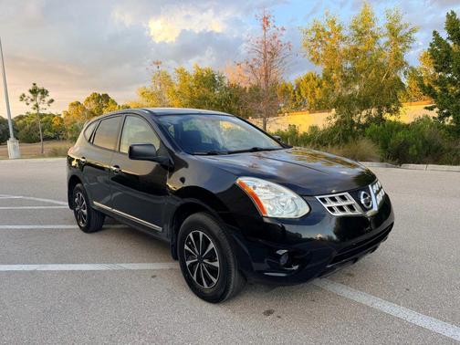 2013 Nissan Rogue S