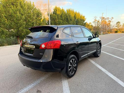 2013 Nissan Rogue S