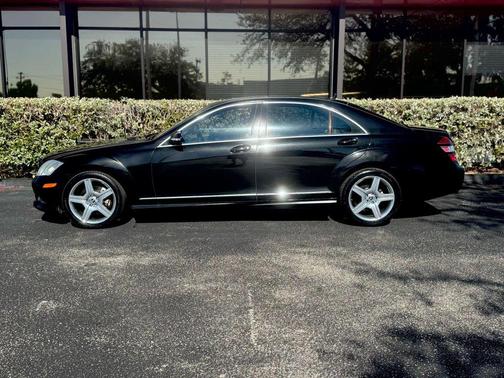 2007 Mercedes-Benz S-Class S 550 Sedan 4D