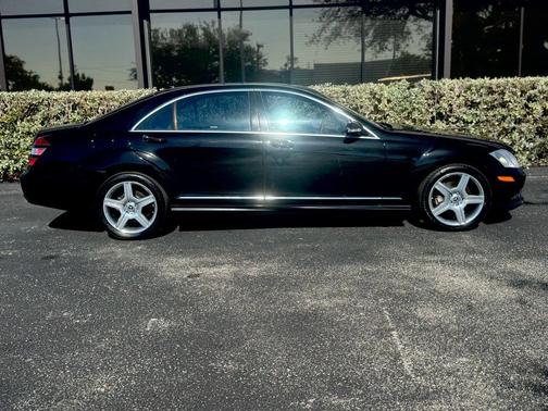 2007 Mercedes-Benz S-Class S 550 Sedan 4D