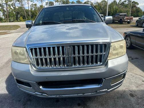 2006 Lincoln Mark LT Pickup 4D 5 1/2 ft