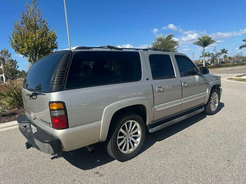 2005 Chevrolet Suburban 1500 LT