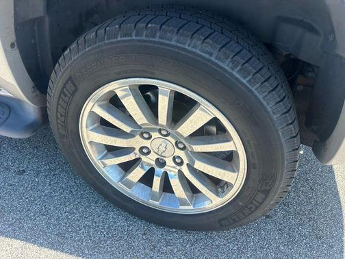 2005 Chevrolet Suburban 1500 LT