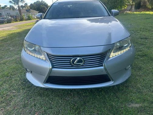 Silver Lining Metallic 2014 Lexus ES 350 Base