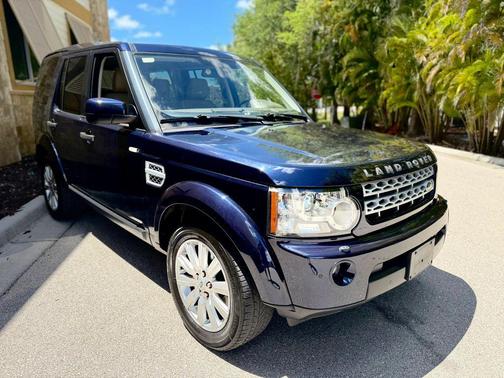 2013 Land Rover LR4 Base